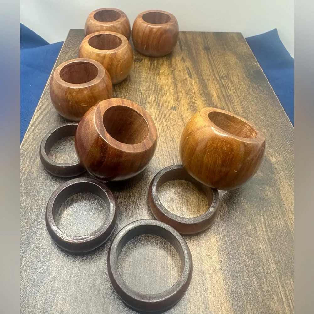Vintage Mid-Century Modern Wooden Napkin Ring Set - 10 Piece